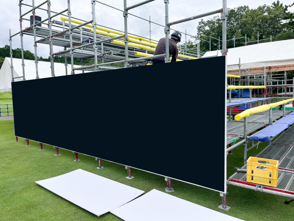 屋外イベント施工風景 12