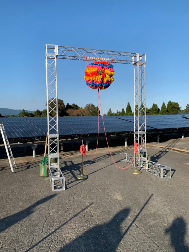 くす玉（トラス）