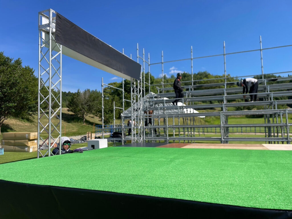 屋外イベント施工風景 3