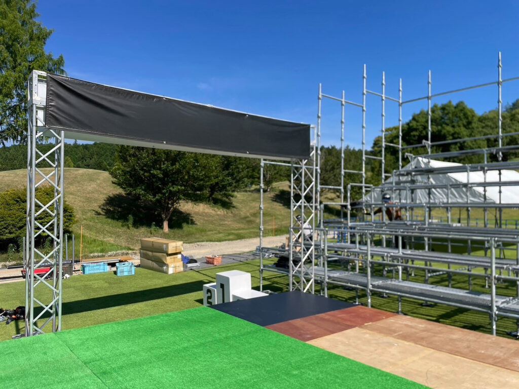 屋外イベント施工風景 5